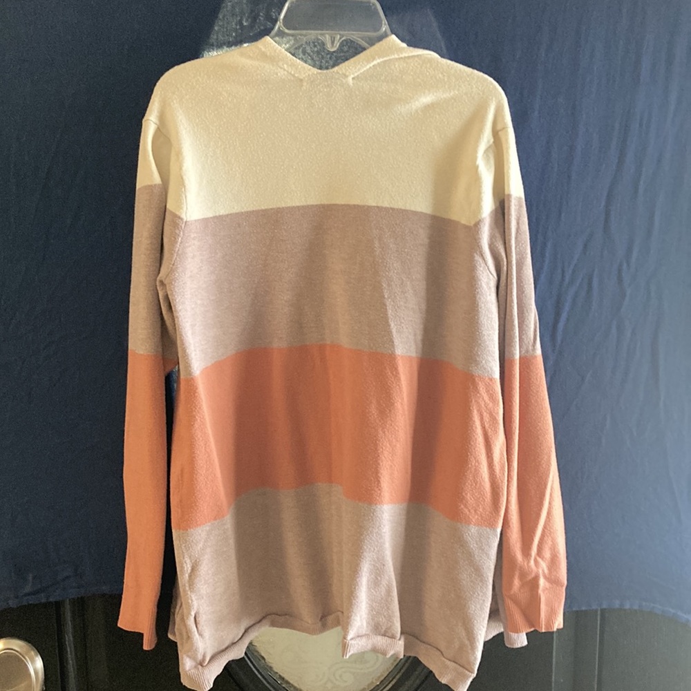 Cardigan - Picture 2 of 2